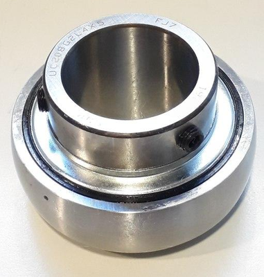 UC208G2L4X5 SNR